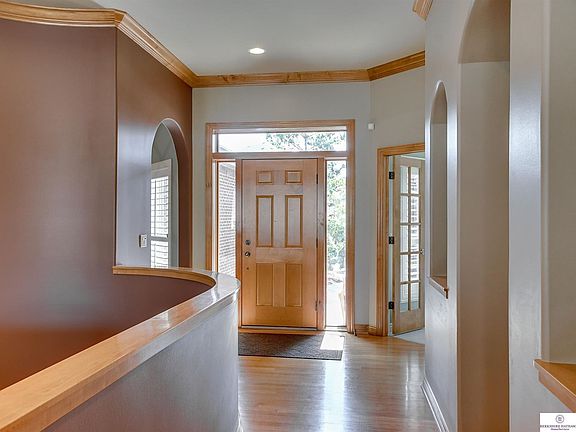 5th image of 5102 N 192nd Cir