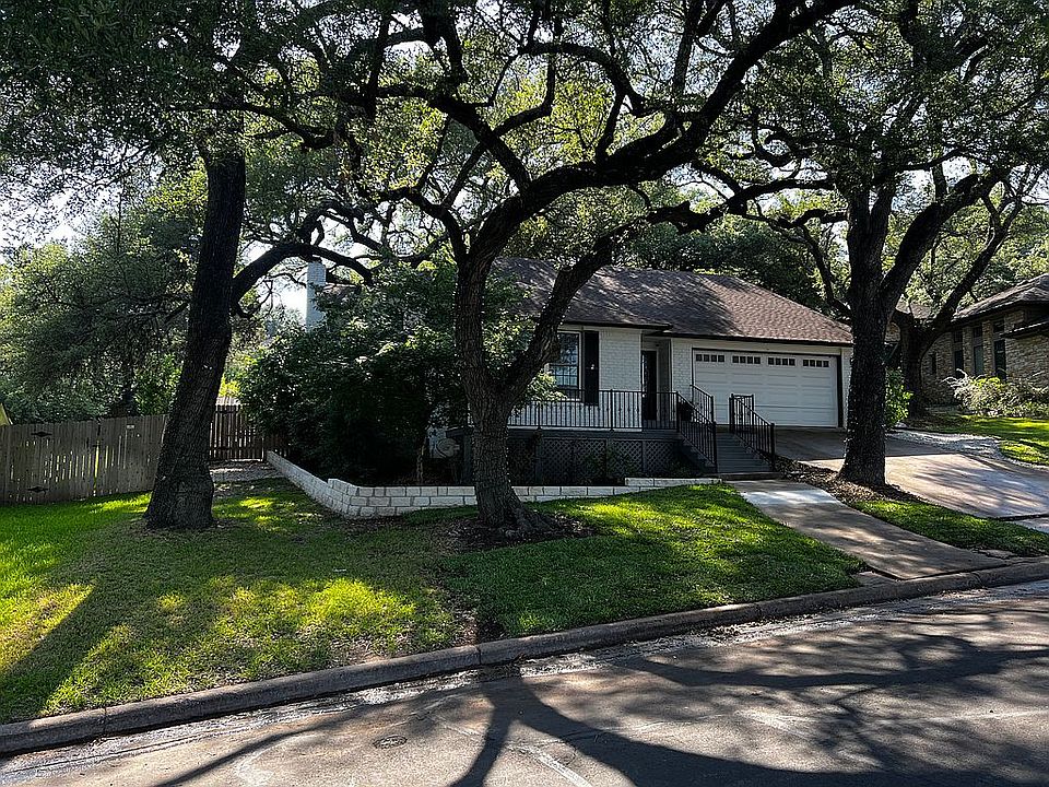 1st image of 1604 Shannon Oaks Trl
