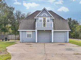515 County Road 193, Alvin, TX 77511
