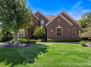 5003 Bordeaux Dr, Clarkston, MI 48348