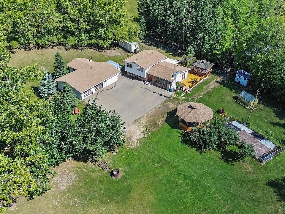 1st image of 26 Oakwood Dr