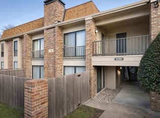 6588 Poplar Woods Cir S APT 2, Memphis, TN 38138