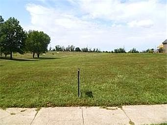 2nd image of 4206 NW Lake Dr