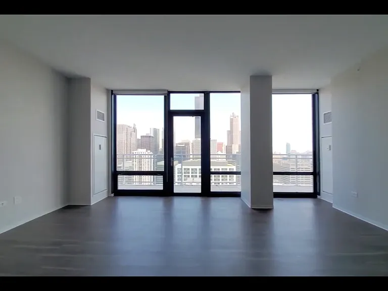 700 W Quincy St #3302 — Photo 7