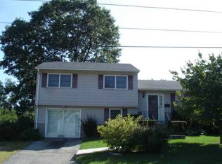 58 Spywood Ave, Warwick, RI 02888