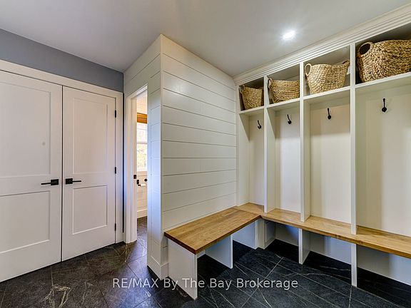 4th image of 1595 County Road 42 Rd