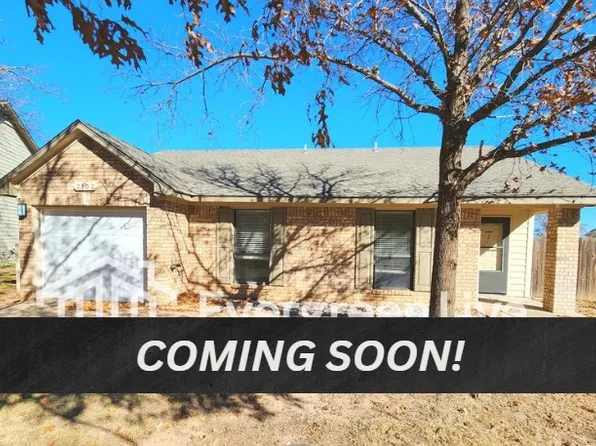 2102 Santa Clara Ct, Portales, NM 88130