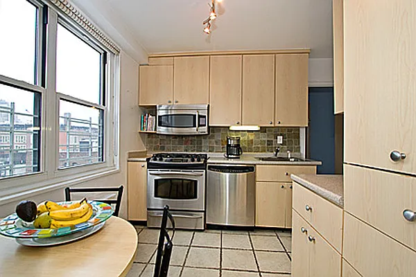 Sold by Bank Neary | media 18