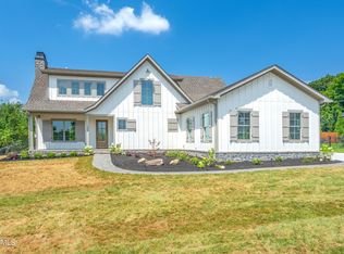 209 Fence Post Ln, Knoxville, TN 37934