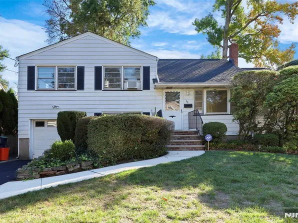 39 Birch Ave, Bergenfield, NJ 07621