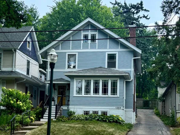 1233 E Johnson St, Madison, WI 53703