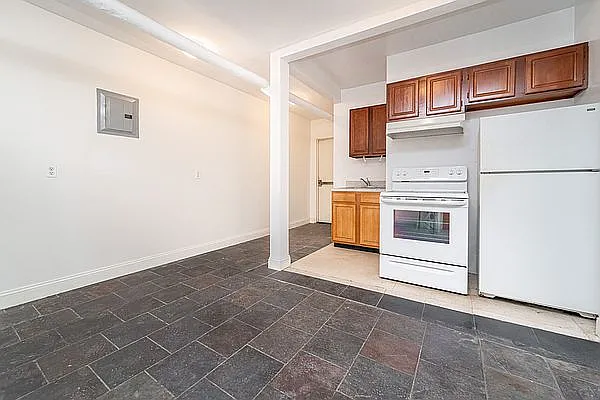 Rented by Modern Spaces | media 57