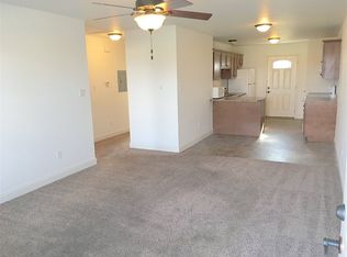 Applewood Apartments, Farmington, MO 63640