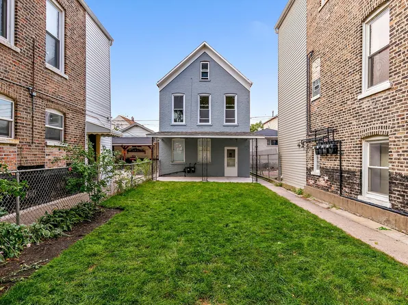 (undisclosed Address), Chicago, IL 60623