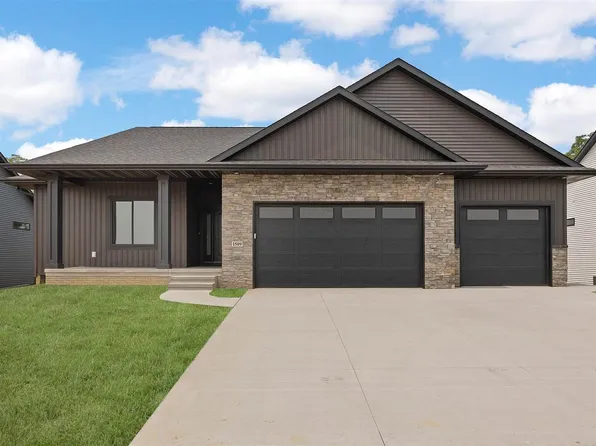 1509 Green Oak Pass, Tiffin, IA 52340