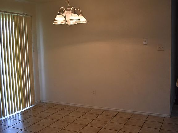 5th image of 2316 Wildewood Dr Unit A