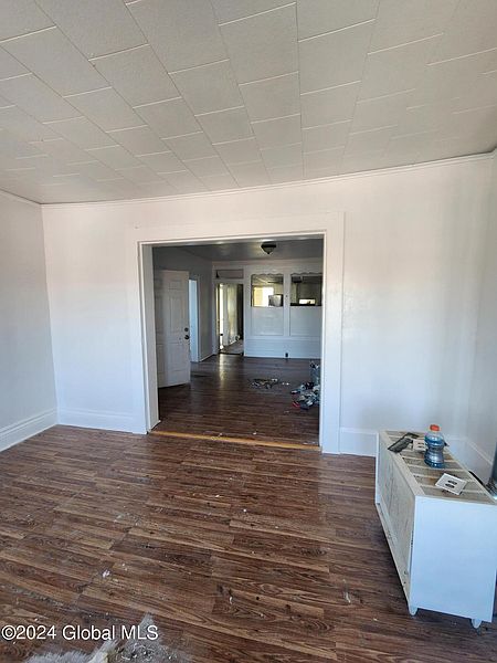 5th image of 272 3rd Street