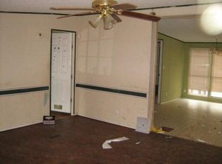 211 Lonesome Dove Dr, Cedar Creek, TX 78612