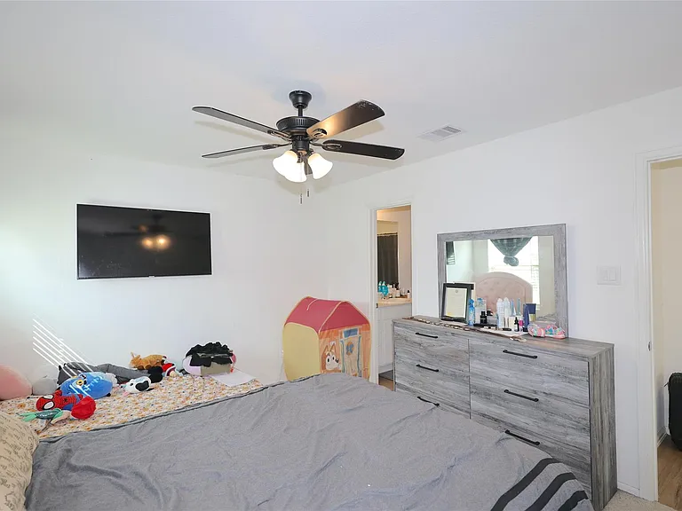 7430 Clover Chase Dr — Photo 11