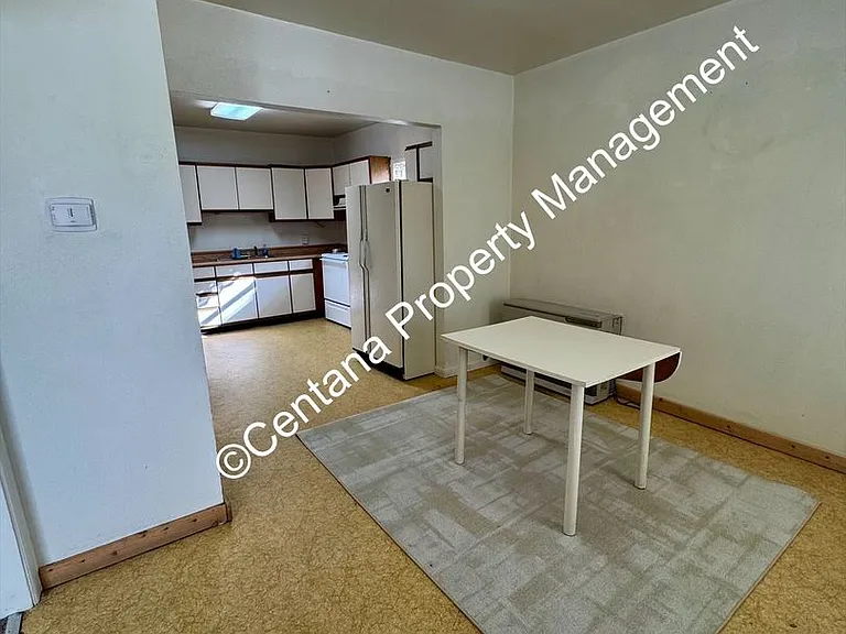 530 N Franklin St — Photo 3