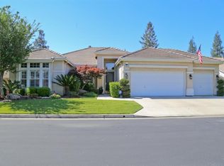 541 E Ahwahnee Ave, Fresno, CA 93720
