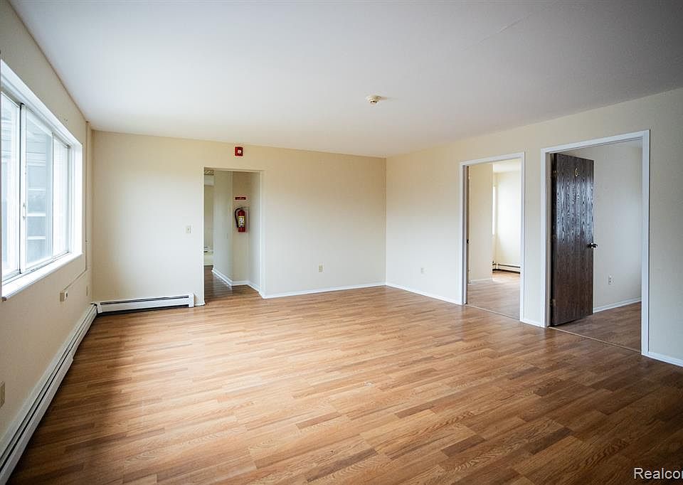 1095 Hummer Lake Rd Oxford MI Zillow