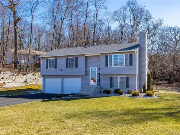 62 North Park Street, Ellington, CT 06029