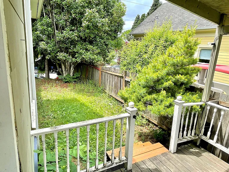 3624 N Albina Ave — Photo 16