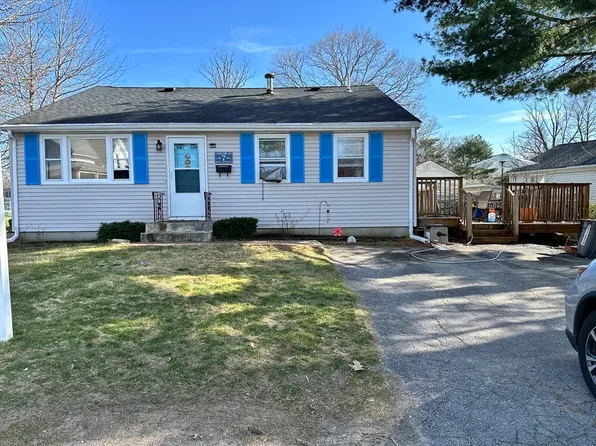 7 Hale St, Brockton, MA 02302