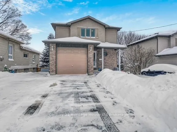 216 Thames St N, Ingersoll, ON N5C 3E4