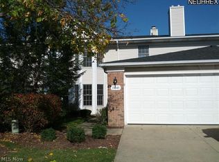 19346 Bradford Ct, Strongsville, OH 44149