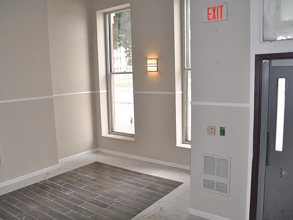 3rd image of 317 E North Ave APT 409