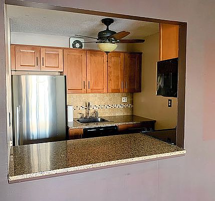 4th image of 25-40 Shore Blvd #6T