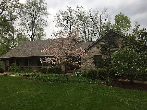 2nd image of 4670 Whippoorwill Dr