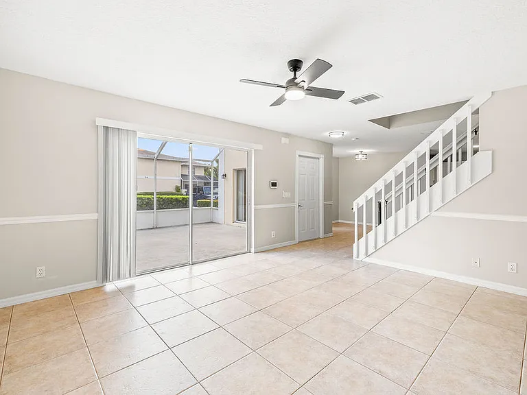 1542 N Lawnwood Cir #37D — Photo 6