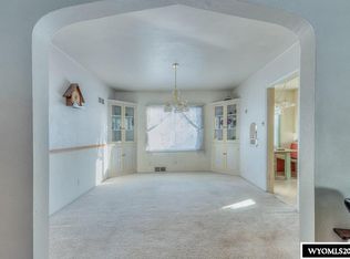 705 N Broadway Ave, Riverton, WY 82501