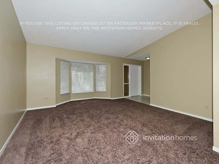 407 Oriole Cir — Photo 2