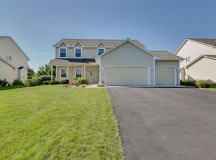 17997 Macintosh Rd, Eden Prairie, MN 55347