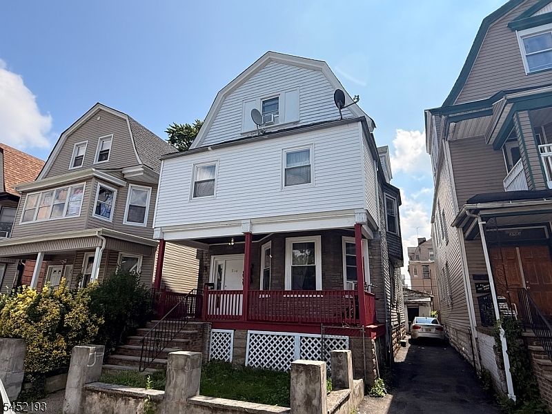 1st image of 246 Halsted St
