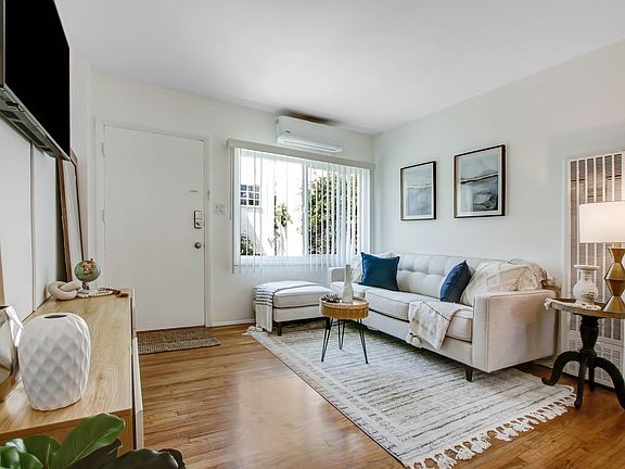 2nd image of 238 N Almont Dr #240-1/2
