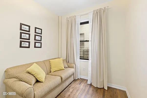 Sold by Citi Habitats | media 3