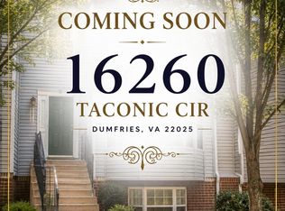 16260 Taconic Cir, Dumfries, VA 22025