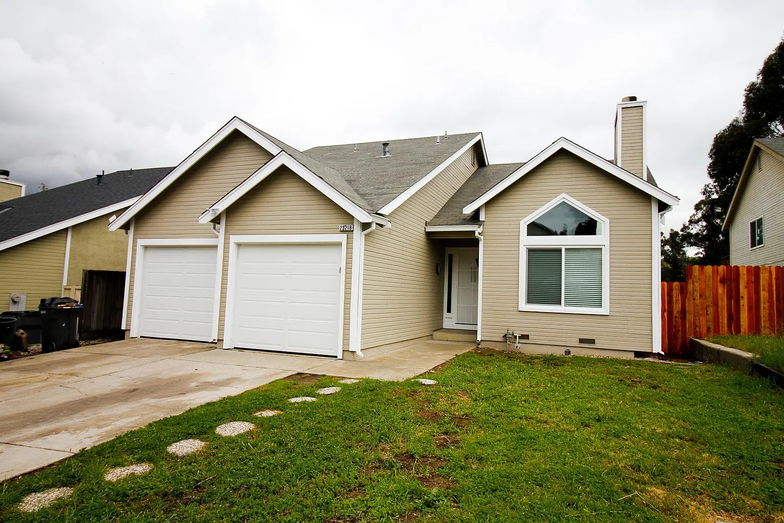 23218 Henry Ct photo 1