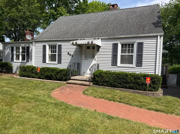 907 North High Street, East Haven, CT 06512