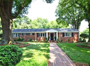 215 Grandview Dr, Winston Salem, NC 27104