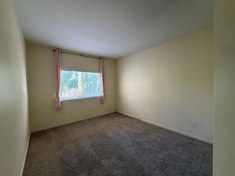 709 Black Oak Way — Photo 22