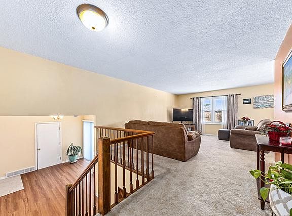 4th image of 4407 Shabbona Ln