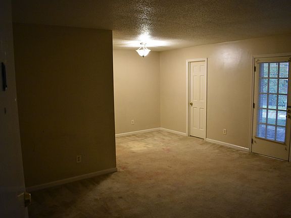 3rd image of 4610 E Lawndale Dr