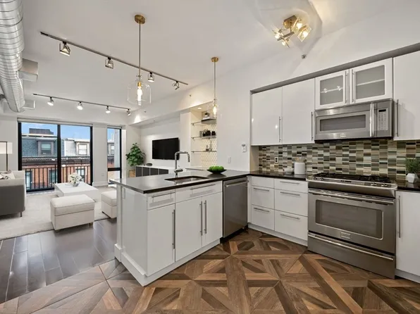 257 Northampton St Unit 506, Roxbury, MA 02118