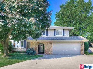 14051 Woolworth Cir, Omaha, NE 68144